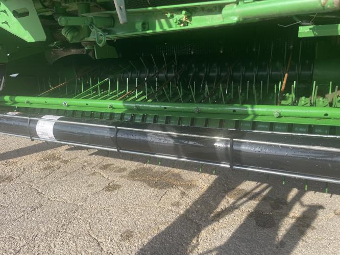 John Deere 560M