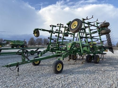 2010 John Deere 2210