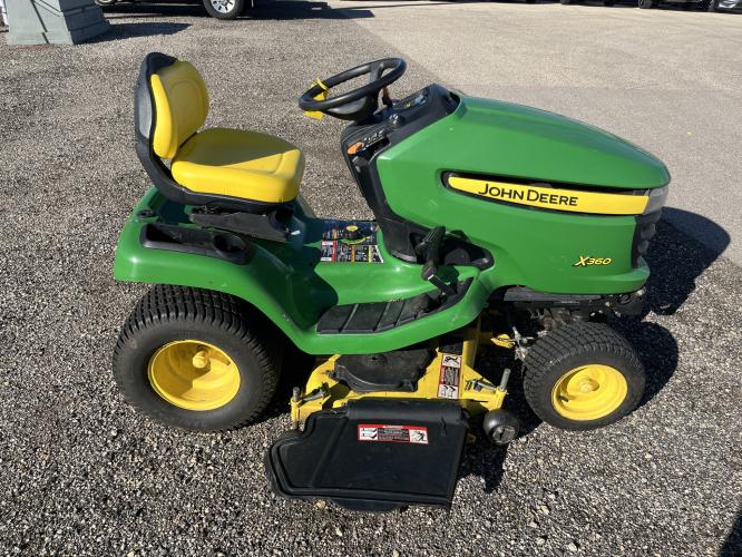 John Deere X360