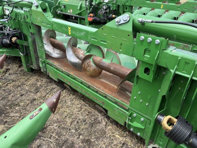 John Deere C12F