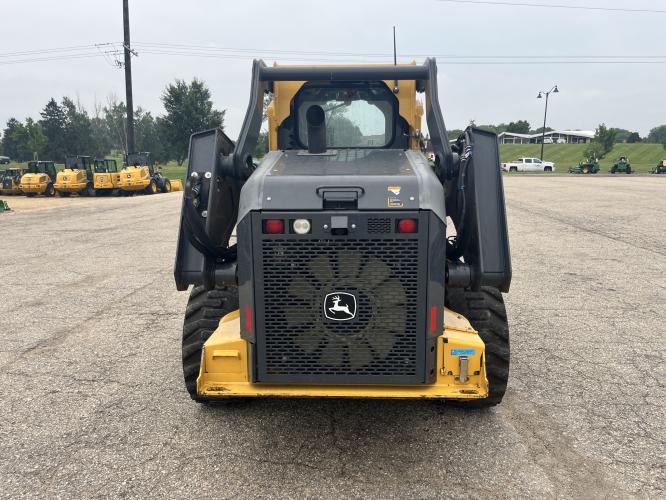 John Deere 330G