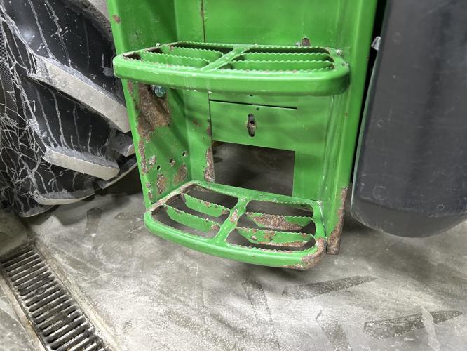 John Deere 6155R