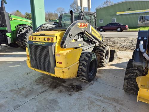 2020 New Holland L334