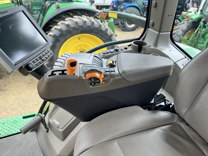 John Deere 8R 340