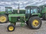 John Deere 4430
