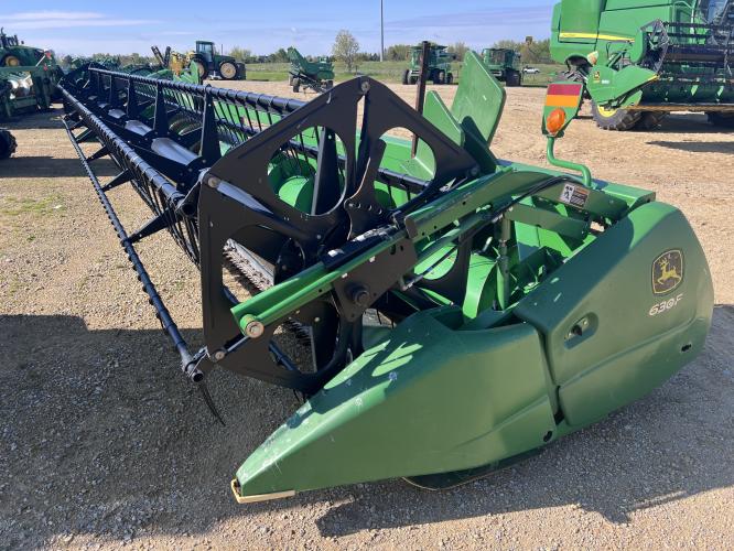 John Deere 630F