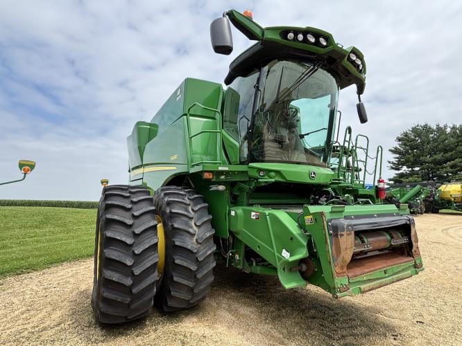 John Deere S680