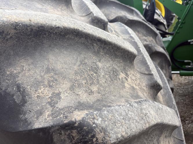 John Deere 9530