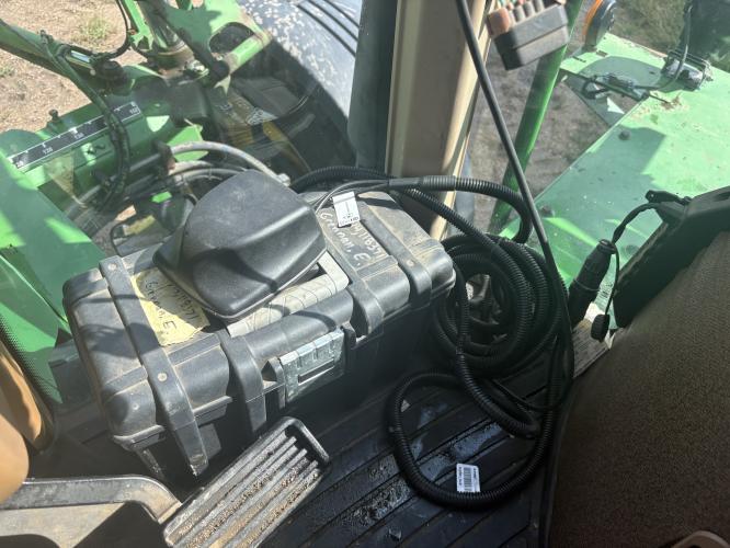 John Deere 4730