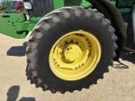 John Deere 7420