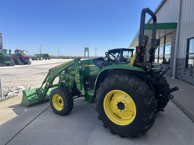 John Deere 4720