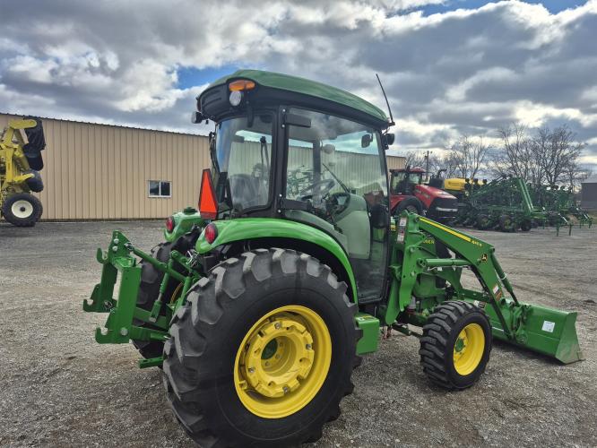 John Deere 4066R
