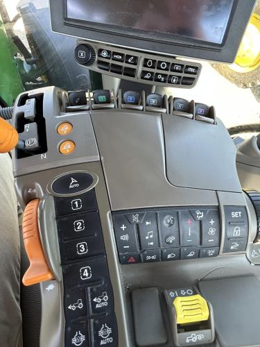 John Deere 8R 410