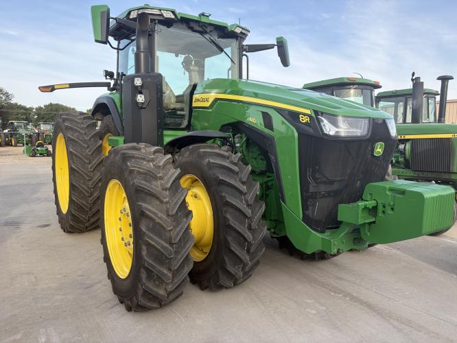 John Deere 8R 410