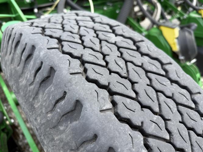 John Deere 1775NT