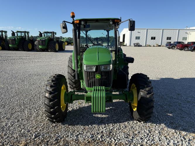 John Deere 5100E