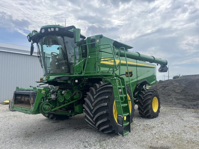 John Deere S7 800