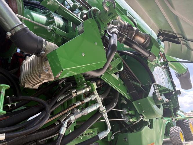 John Deere S790