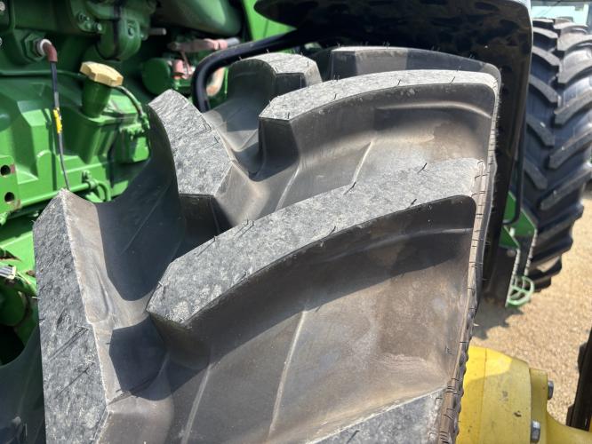 John Deere 8360R