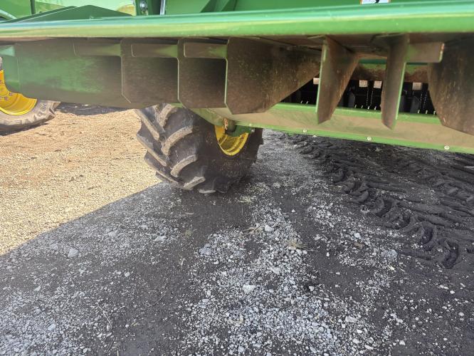 John Deere S770