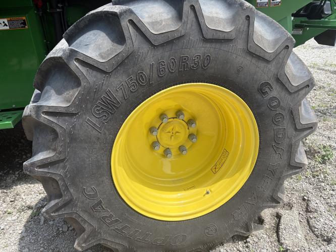 John Deere S790