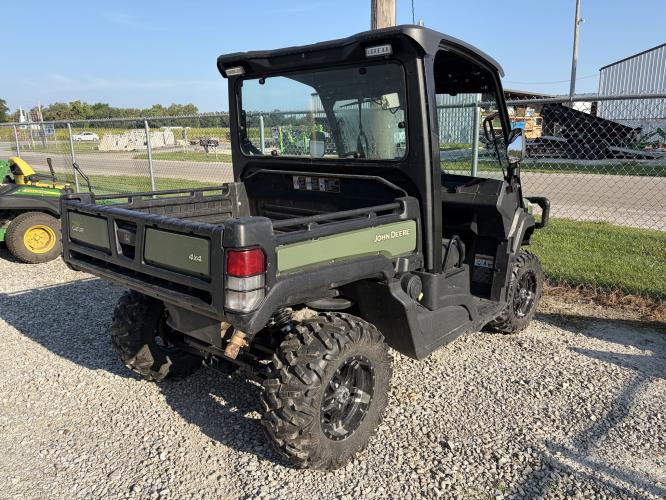 John Deere XUV835M