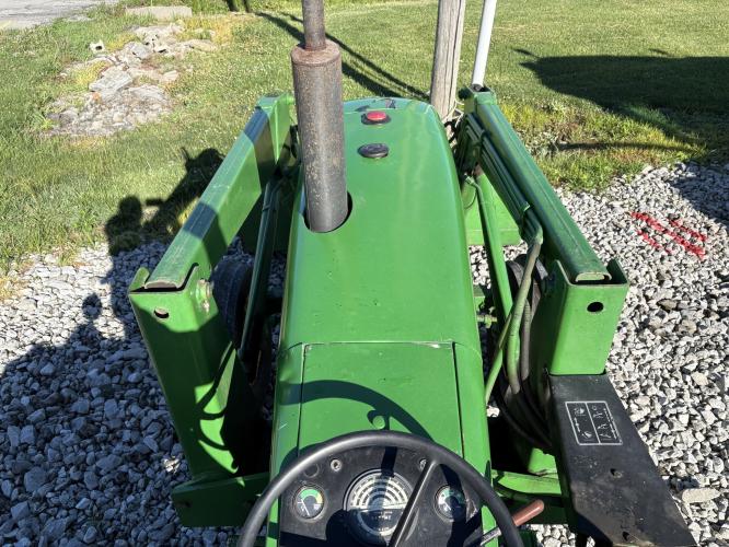 John Deere 2640