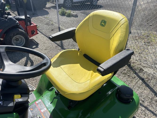 John Deere X380