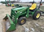 John Deere 4100