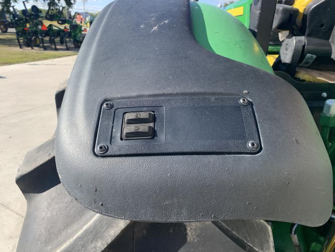 John Deere 5090M