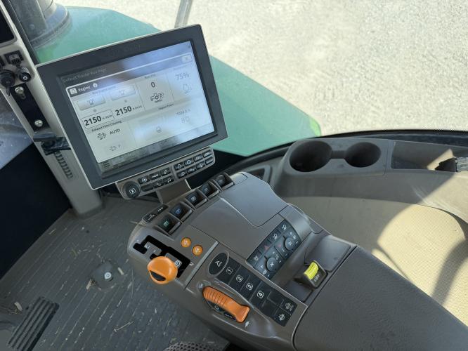 John Deere 9520R