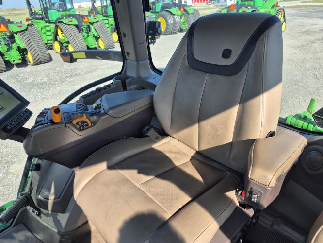 John Deere 8R 370