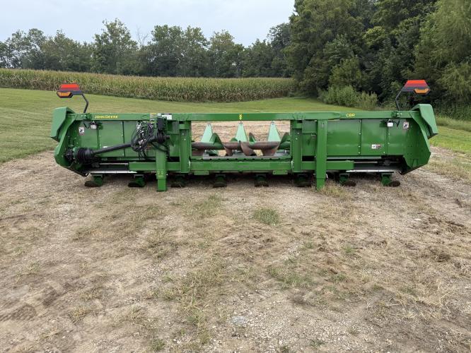 John Deere C8R