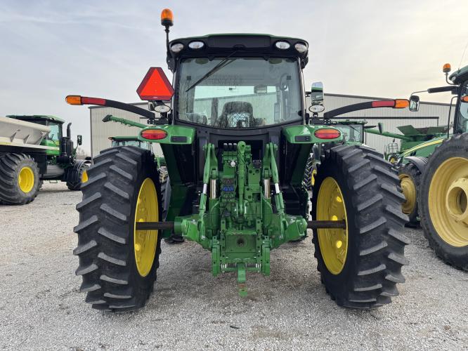 John Deere 6R 145
