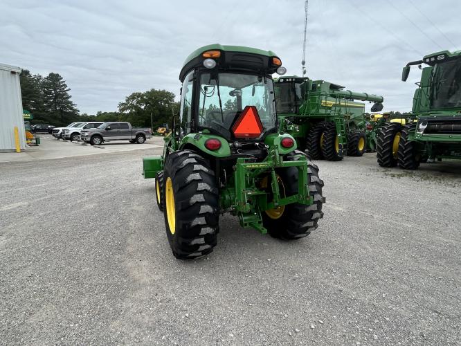 John Deere 4052R