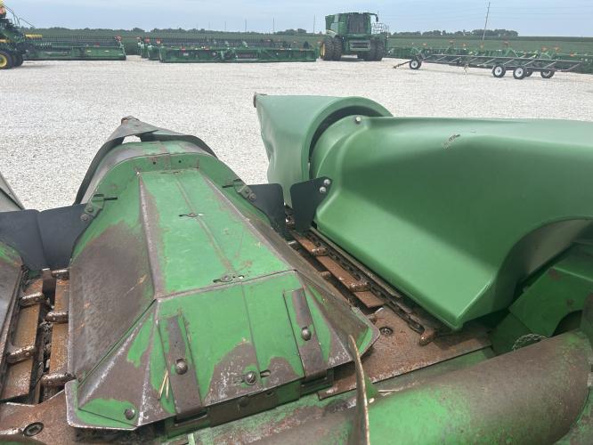 John Deere 643