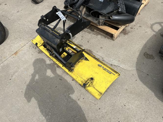 John Deere X730
