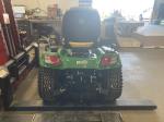 John Deere X738