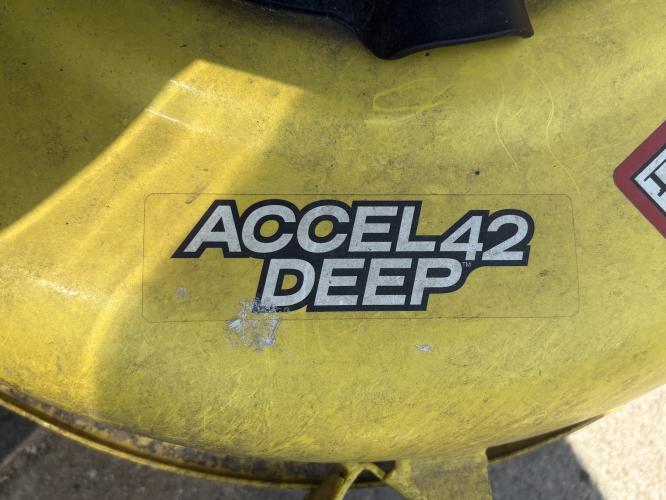 John Deere X330