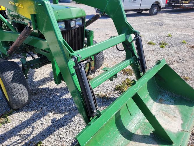 John Deere 1250