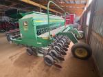 John Deere 1560