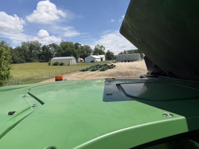 John Deere S790