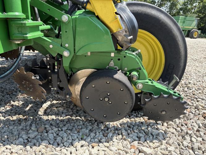 John Deere 1775NT