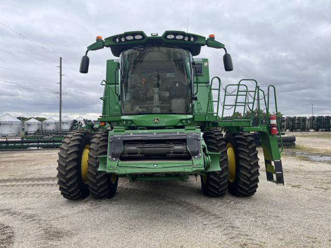 John Deere S760