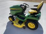 John Deere X590