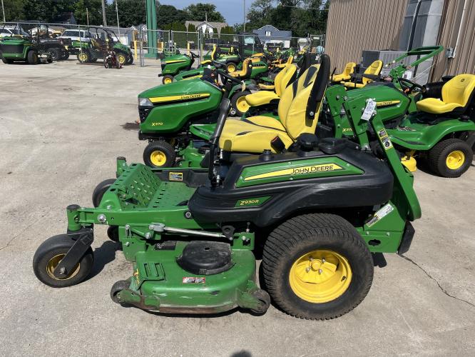 John Deere Z930R