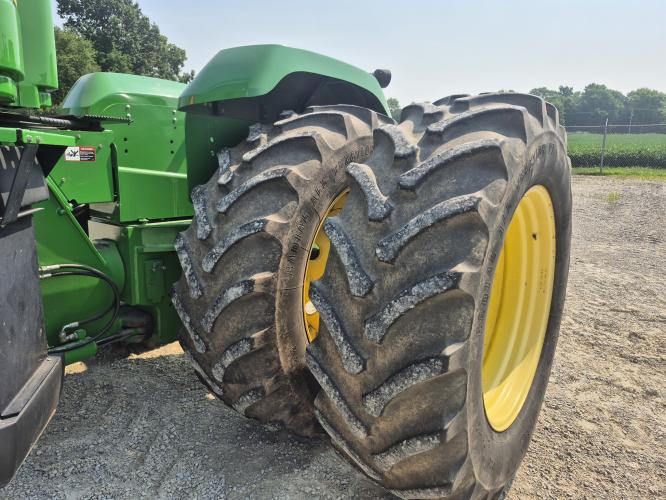 John Deere 9220