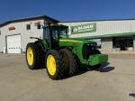 John Deere 8520