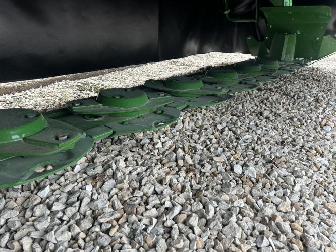 John Deere R310