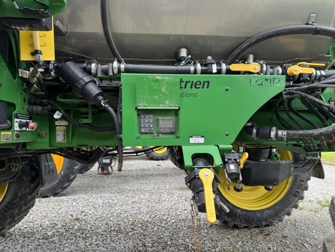 John Deere 616R